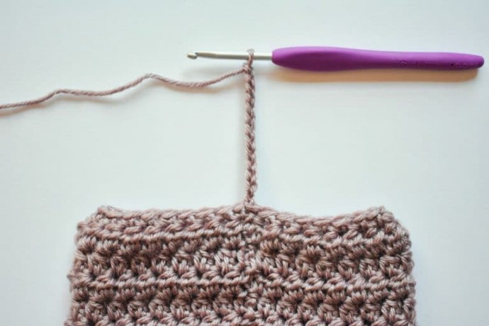 Complete Guide to Crocheting Stylish Legwarmers with Knitpicks Brava Sport Yarn Complete Guide to Crocheting Stylish Legwarmers with Knitpicks Brava Sport Yarn