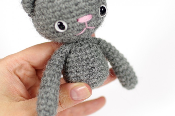 Helping our users. ​Crochet Amigurumi Cat.