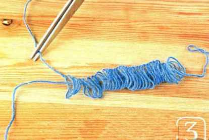 How to Create a Beautiful Crochet Rose Using Light-Blue Twist Yarn How to Create a Beautiful Crochet Rose Using Light-Blue Twist Yarn