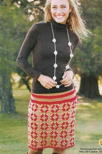 Crochet Skirt with Motifs