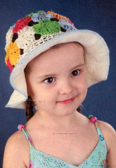 How to Crochet a Colorful Children's Hat with Flowers for Ages 3-4 How to Crochet a Colorful Children's Hat with Flowers for Ages 3-4