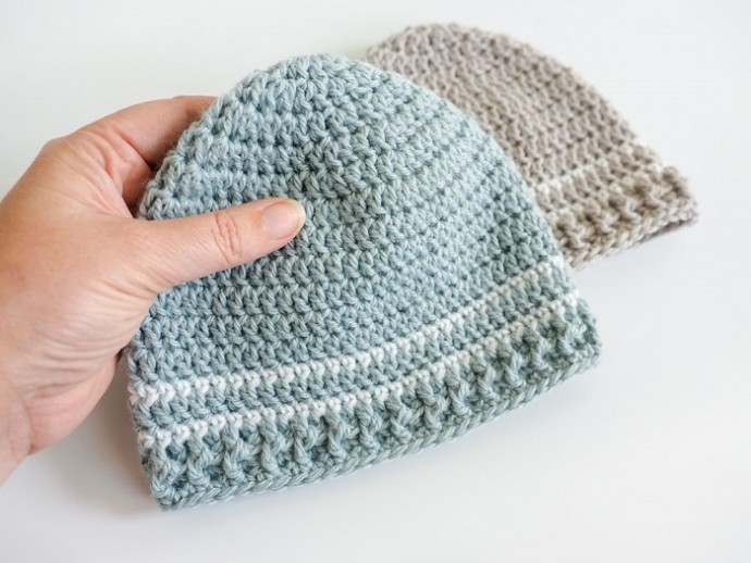 Helping our users. ​Easy Crochet Baby Hat.