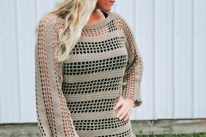 ​Crochet Tunic with Relief Stripes