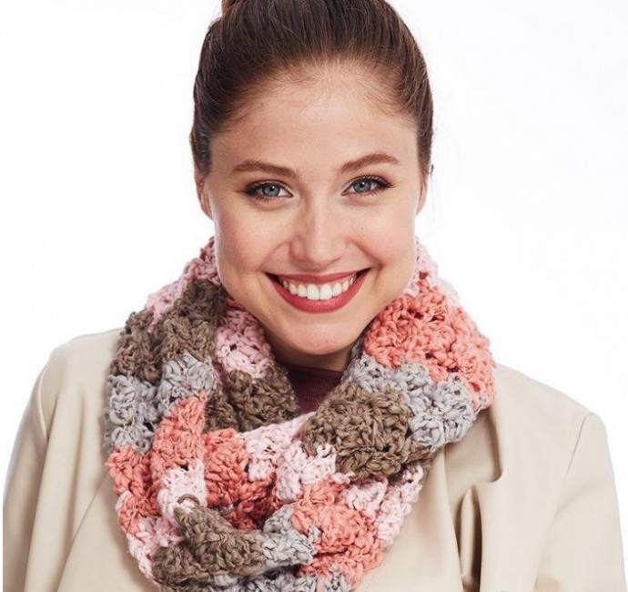 ​Relief Crochet Scarf/Cowl