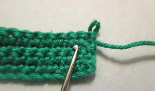 How to Decrease or Increase Stitches With Crochet Hook