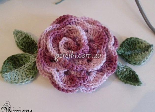 How to Create a Beautiful Rose with 26 Petals Using Crochet Techniques How to Create a Beautiful Rose with 26 Petals Using Crochet Techniques