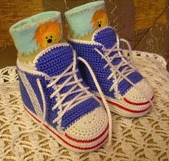 Helping our users. ​Baby Crochet Converse Sneakers.