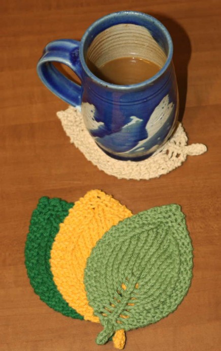 Helping our users. Knit Leaf Coaster/Oven cloth/Dish cloth.