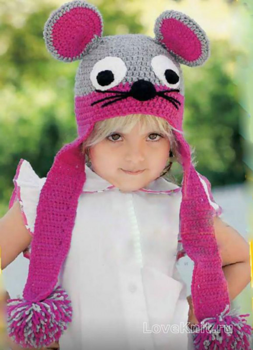 ​Crochet Mouse Hat