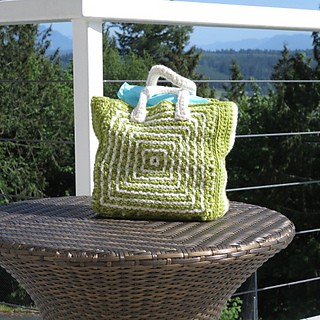 Helping our users. ​Crochet Summer Bag.