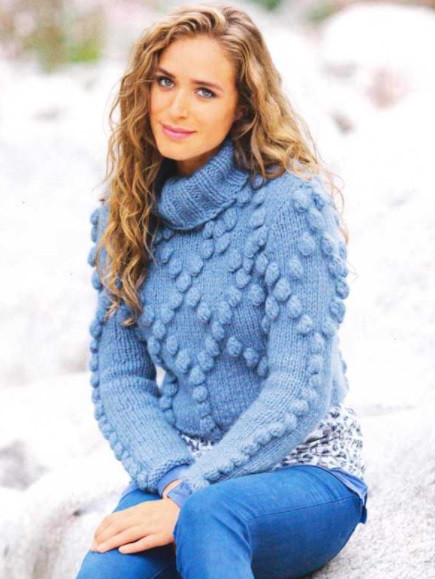 Comprehensive Knitting Instructions for Light-Blue Malou Lang Yarn Sweater