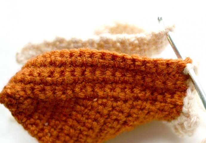 Comprehensive Guide to Crocheting a Delightful Pie with Whipped Cream