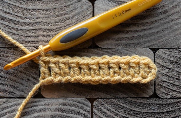 Helping our users. ​Crochet Alpine Stitch.