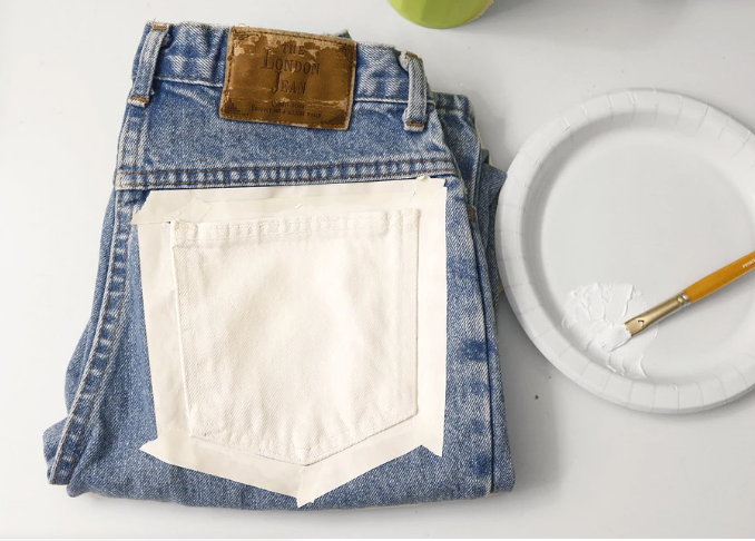 ​How to Make Stylish Jeans with Painting