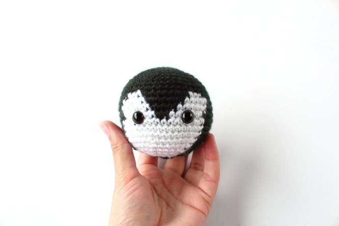 Helping our users. Crochet Amigurumi Penguin. Helping our users. Crochet Amigurumi Penguin.