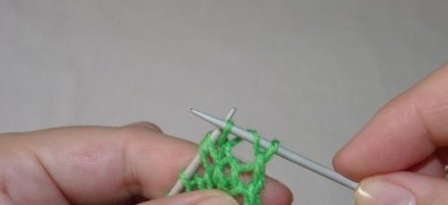 Detailed Knitting Pattern for a Unique Texture Creation Detailed Knitting Pattern for a Unique Texture Creation