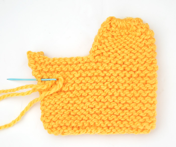 ​Chick Basket Knitting Pattern