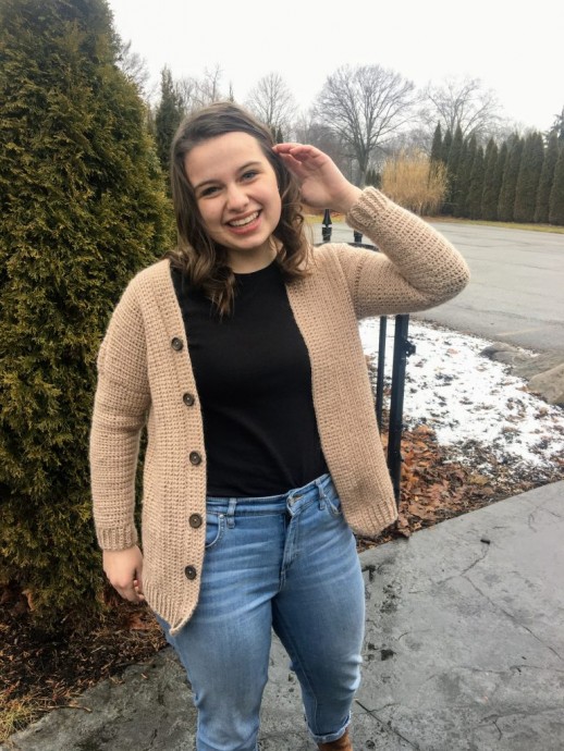 Complete Crocheted Sweater Pattern with Detailed Instructions for All Sizes Complete Crocheted Sweater Pattern with Detailed Instructions for All Sizes