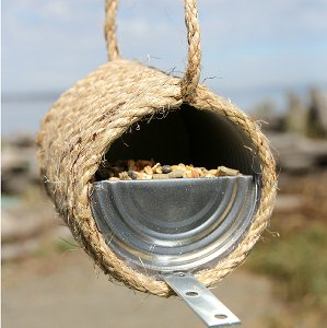 Birds Feeder From a Can Birds Feeder From a Can