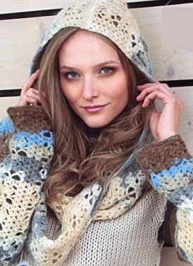 ​Light Crochet Scarf-Hood