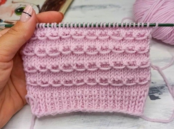 ​Nice and Simple Knit Stitch