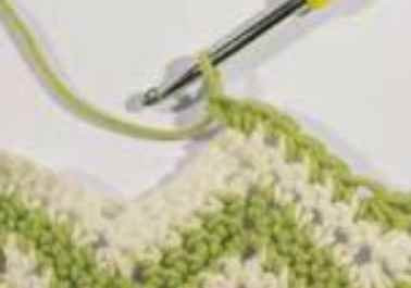 Crochet Bag with Pearl Edge Crochet Bag with Pearl Edge