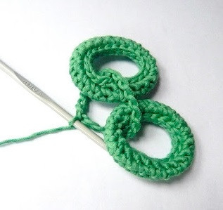​Crochet Chain Neck-Lace