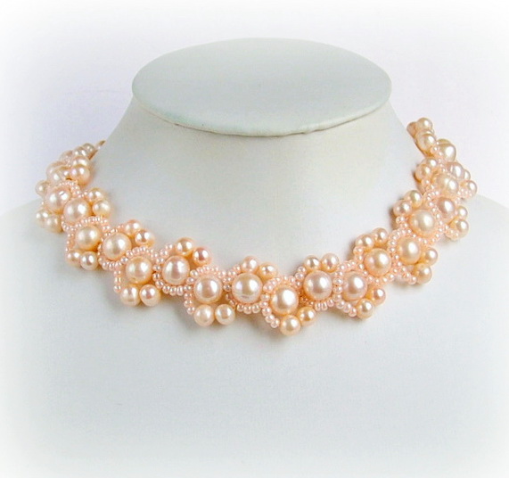 Peach Pearls Bead Necklace