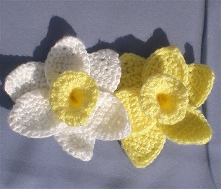 Helping our users. Crochet Daffodils.