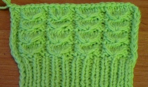 Complete Knitting Instructions for a Beautiful Hat Using Light-Green Yarn Complete Knitting Instructions for a Beautiful Hat Using Light-Green Yarn