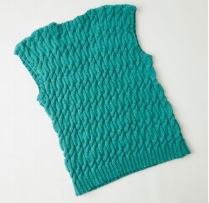 Helping our users. ​Men’s Knit Cable Vest.