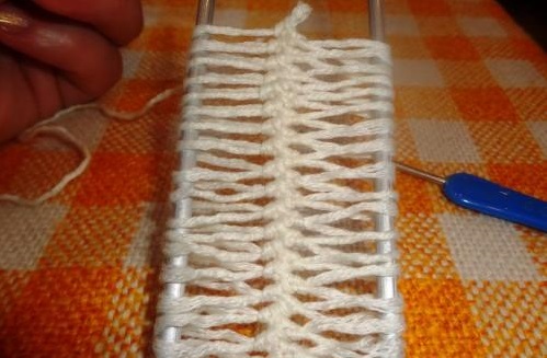 ​One Stitch Pattern on "U" Piece of Wire