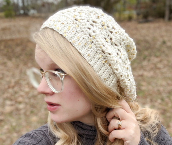 Helping our users. ​Crochet Slouchy Hat with Pom Pom.