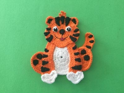 Helping our users. ​Crochet Tiger Applique.