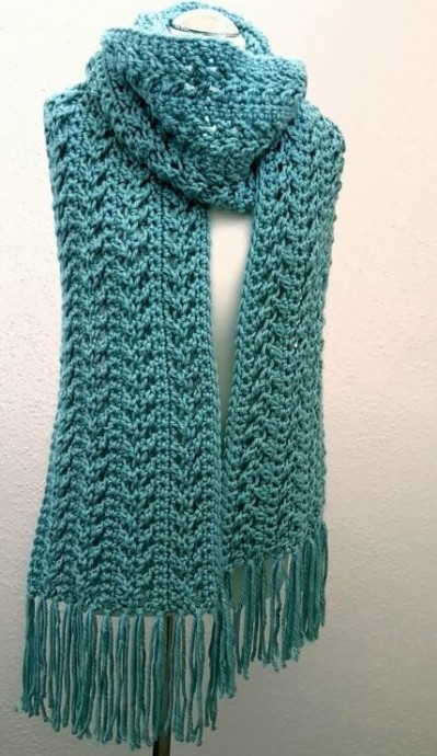 ​Crochet Scarf with Fringe