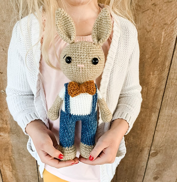 ​Crochet Gentleman Bunny