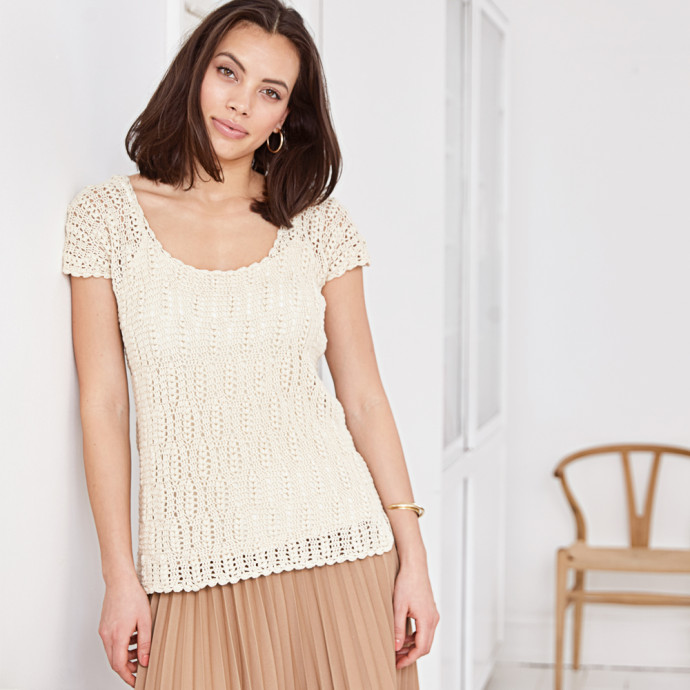 ​Crochet Top with Flowered Pattern