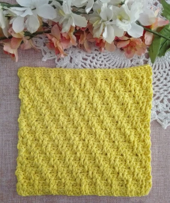 Helping our users. ​Crochet Diagonal Pattern Dishcloth.