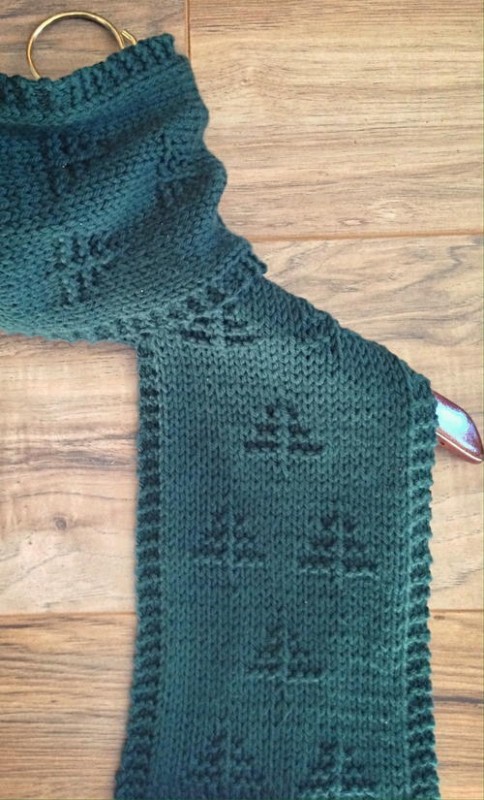 Pine Grove Knit Scarf