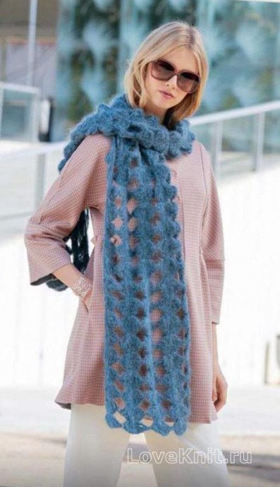 ​Crochet Blue Scarf