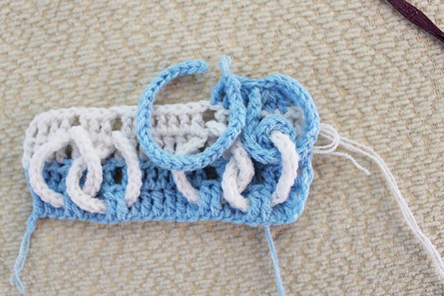 ​Crochet Interlaced Cords Stitch