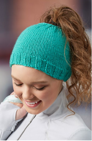 ​Trendy Knit Ponytail Hat