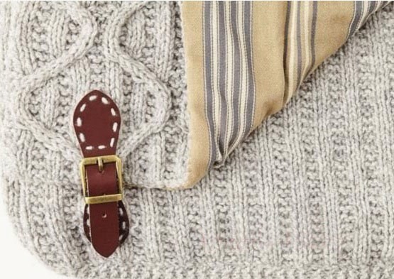 Complete Guide for Knitting a Stylish Bag with Cable and Criss-Cross Patterns Complete Guide for Knitting a Stylish Bag with Cable and Criss-Cross Patterns