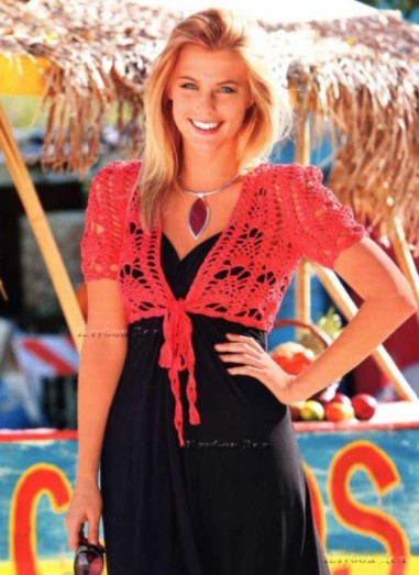 Complete Crochet Instructions for a Beautiful Sweater Using Red Kara Yarn