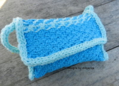 ​Knitted Clutch