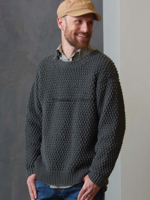 ​Crochet Men’s Pullover