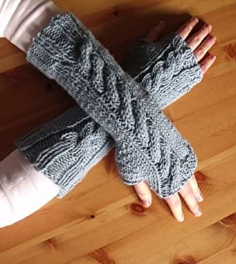 Inspiration. Knit Fingerless Gloves.