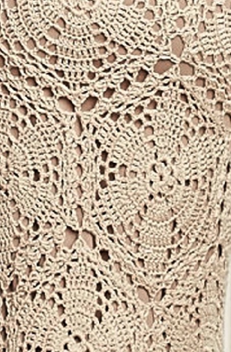 How to Make a Beautiful Skirt with Crochet Motifs and Fabric Underskirt How to Make a Beautiful Skirt with Crochet Motifs and Fabric Underskirt