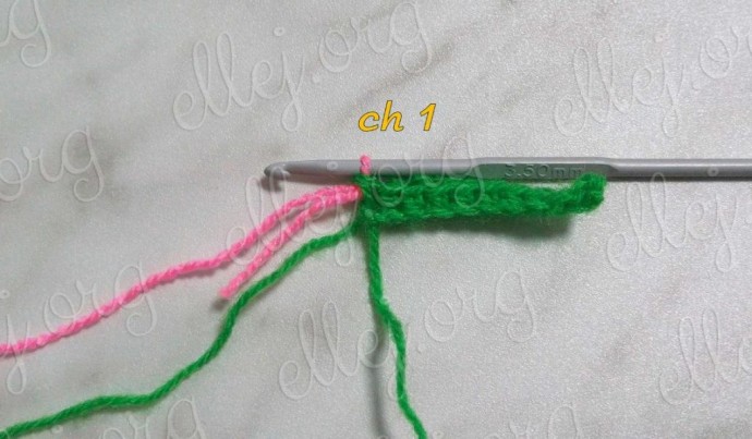 Two-Colored Crochet Brioche Pattern Two-Colored Crochet Brioche Pattern