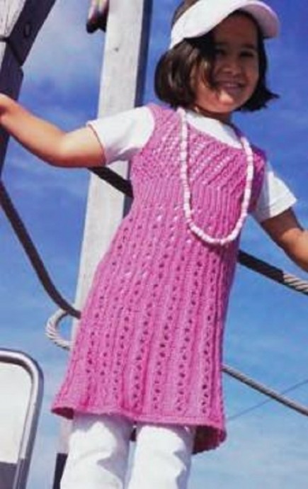 Helping our users. ​Bright Pink Girl’s Dress.